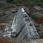 Fundão under construction