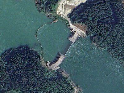 Kasegawa auxiliary dam on Google Earth